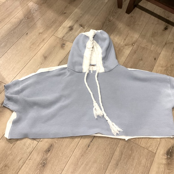 Free People boxy oversized hoodie, size medium - Picture 6 of 10